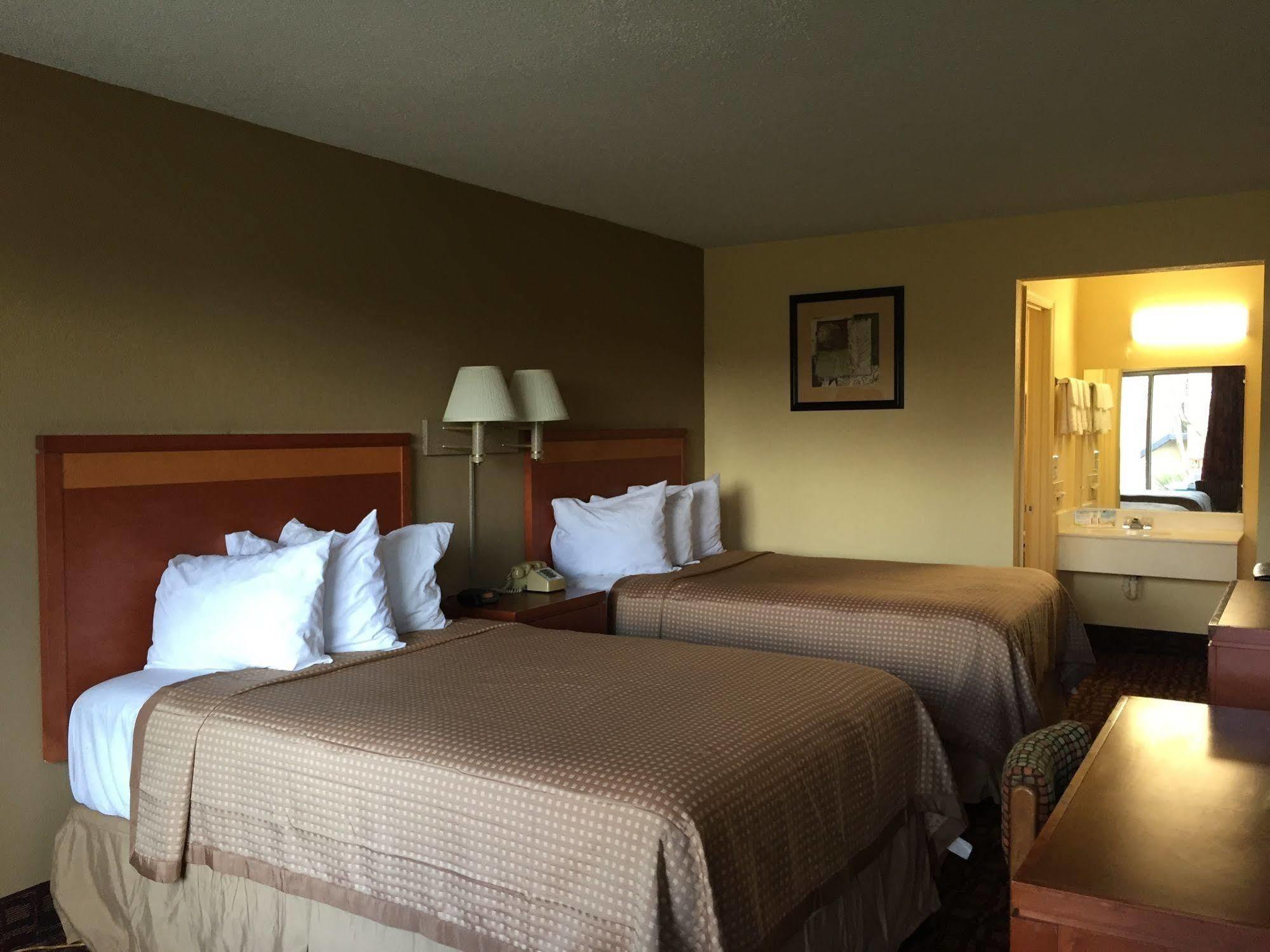 Days Inn By Wyndham Christiansburg Zewnętrze zdjęcie